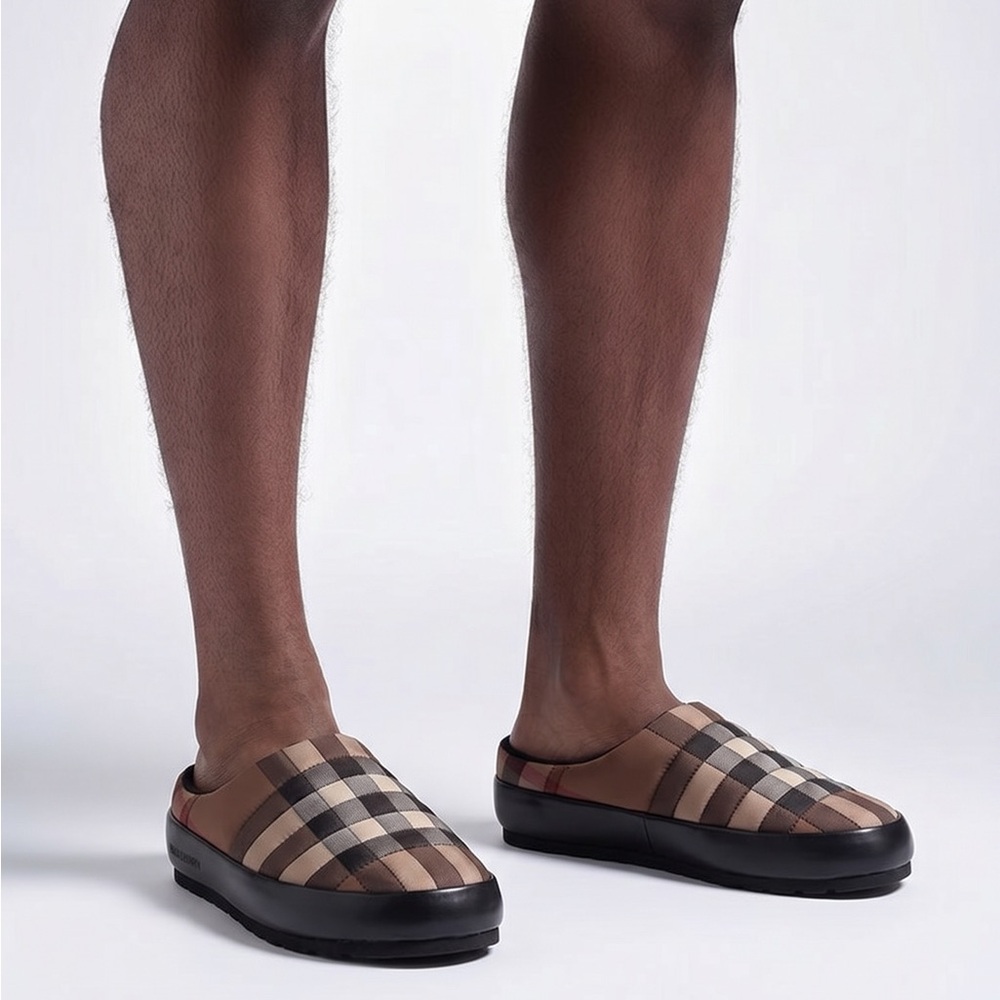 New Authentic Burberry Men’s Brown Birch Check Slippers & Clogs – Made in Italy